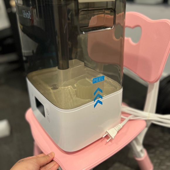 Levoit Smart Ultrasonic Humidifier - Picture 3 of 5